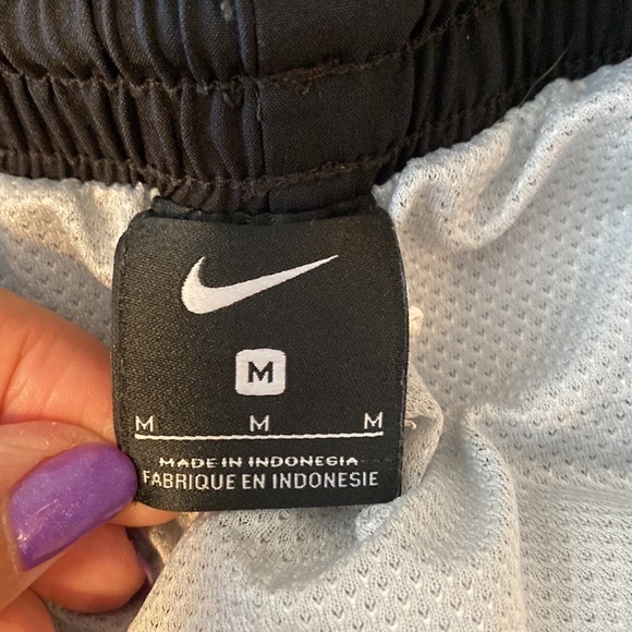 Nike swim trunks. - Picture 6 of 7